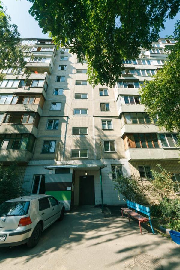 Уютная Квартира На Лукьяновке Kiev Buitenkant foto